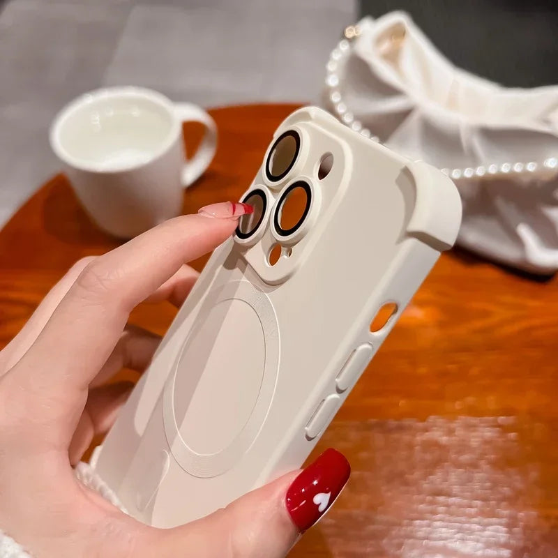 Liquid Silicone Magnetic Phone Case for iPhone 14, 15, 16 & 17 Series - Soft Shockproof Wireless Charging Cover in Seven
