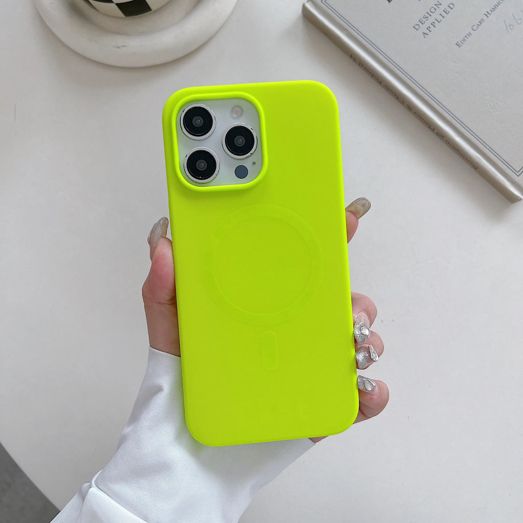 Bright Colour Liquid Silicone Phone Case with Magnetic Back for iPhone 14, 15 & 16 Models - Soft Matte Cover for Wireles